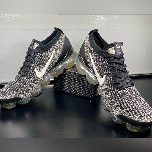 🖤🤍US 10-Nike VaporMax Flyknit 3 "Oreo" Women's Athletic Sneakers AJ6910-001 - Picture 16 of 16